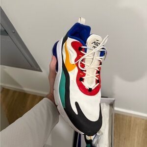 Men Size 11.5 | Nike Air Max 270 Box